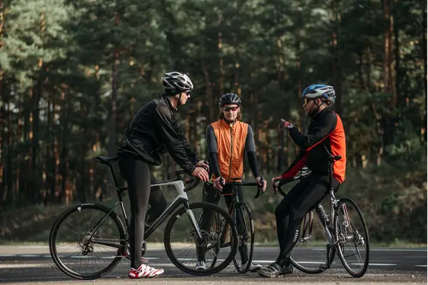 Cicloturismo Noturno: Aventuras Sob as Estrelas